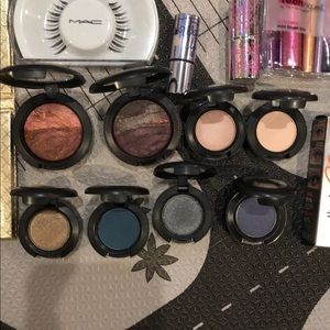 Mixed makeup
